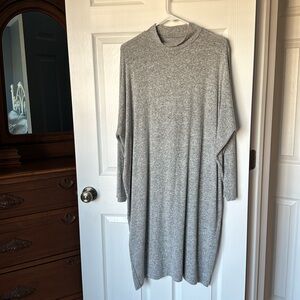 Lou & Grey light grey sweater dress - M